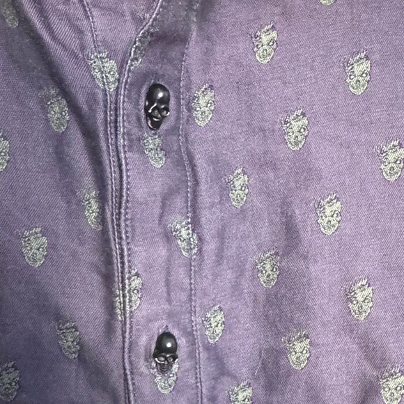 Robert Graham Limited Edition Dark Navy Skull Patterned Shirt - Picture 7 of 12